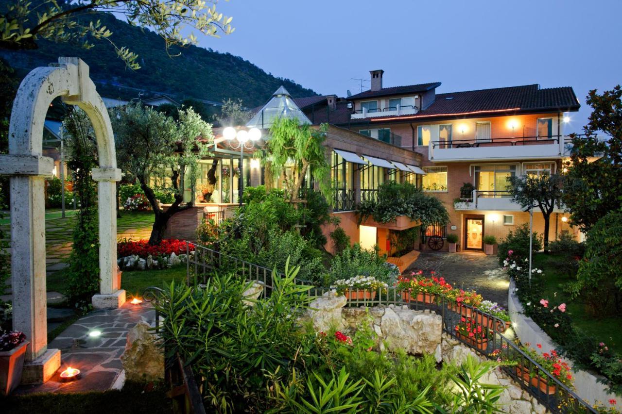 Hotel Des Reves Sant'Elia Fiumerapido Exterior photo